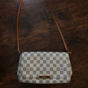 Louis Vuitton authentic purse